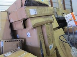 ITEM # 11 -  10 NEW IN BOX SIERRA COMFORT MASSAGE TABLE RETAIL $150.00  BUY IT NOW PRICE CHOICE $50.00 EACH  4 HAVE SOLD