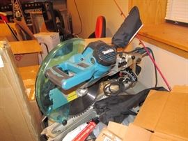 ITEM # 15 NEW COND MAKITA POWER SAW  RETAIL $225.00   BUY IT NOW PRICE $100.00