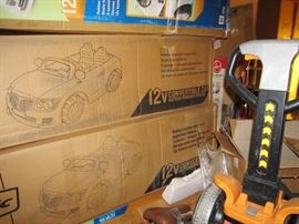 ELECTRIC KIDS CAR PHOTO