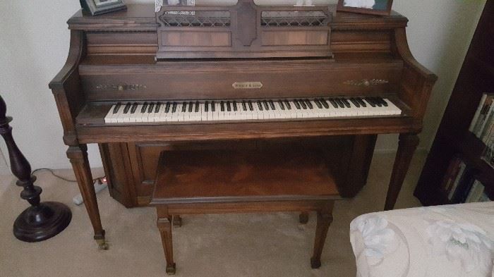 SCHAFER AND SONS PIANO EXCELLENT CONDITION