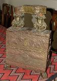ANTIQUE EMBOSSED SHOE SHINE KIT