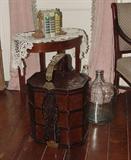 GORGEOUS ANTIQUE SHERATON SIMPLE DESIGN TABLE, ORIENTAL ASIAN CARRYING BASKET AND LARGE GLASS BOTTLE