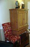 COUNTRY FRENCH PINE HUTCH CABINET WITH INSIDE SHELVING