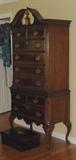 SOLID CHERRY AMERICAN DREW QUEEN ANNE CHEST ON CHEST WITH BROKEN PEDIMENT AND CABRIOLE LEGS