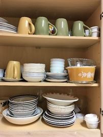 Vintage PYREX Dishes/Bowls