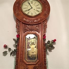 Ornate wall clock - awesome 
