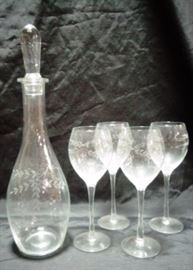 decanter with 4 glasses