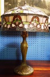 Stained glass lamp