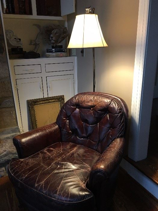 Classic Leather Club Chair