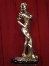 SILVER PATINA BRONZE SCULTPURE, FEMALE NUDE ON MARBLE BASE