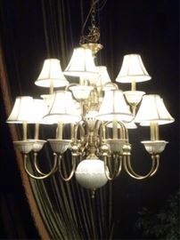 LENOX PORCELAIN AND BRASS 12 LIGHT CHANDELIER