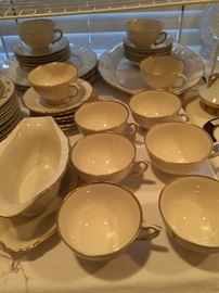 Syracuse "Old Ivory" china