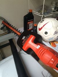 Hedge trimmer