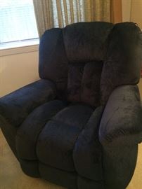 Large recliner