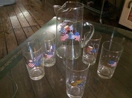 Bicentennial picture and 5 glass tumblers