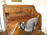 Just Beautiful! Wonderful old oak roll top desk. Large and heavy. Will need several men to move!