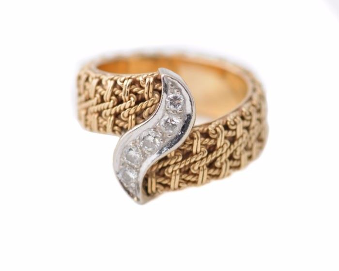 gold and diamond ring