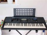 Yamaha Keyboard PSR320