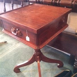 Vintage side table with carved pull drawer