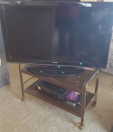 40" Toshiba Flat Screen, $75.