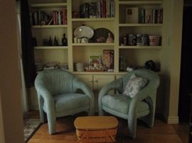 Longaberger picnic basket with plastic lining (nice for ice and water bottles), puzzles, books, multiple Limoges France dinner, desert and soup pieces.
