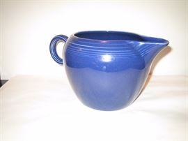 Vintage Fiesta 2 pt. serving jug