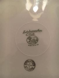 12 Bavaria by Stouffer Studio 11" Dinner Plates Cobalt and Raised Gilded Gold