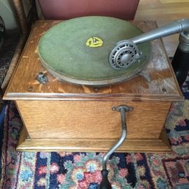 Antique Victor vv-iv-a