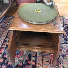 Antique Victor vv-iv-a