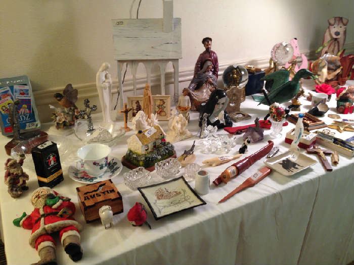 Ruby Estate Sale in Universal City, TX starts on 1/5/2017