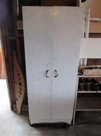 Metal cabinet