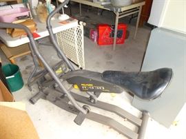 Pro-Fom R-930  upright rowing Machine