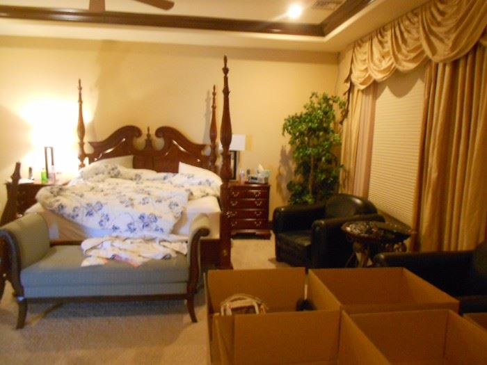 Thomasville bedroom set.