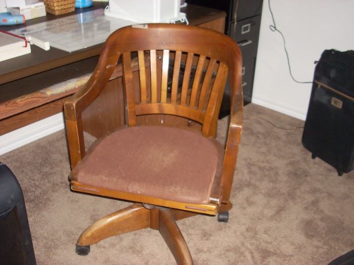 Solid Desk Chair
