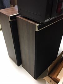 Audio equipment~speakers