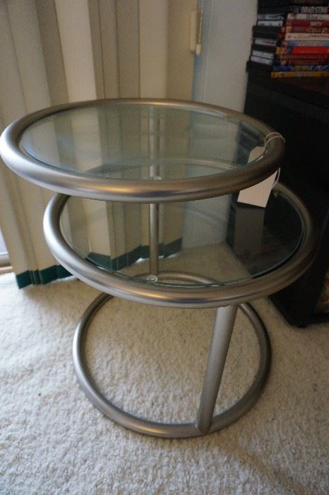 swing out end table in glass and chrome
