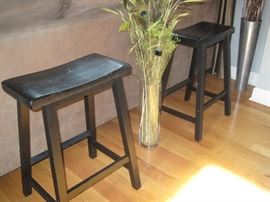 Bar stools, Counter height