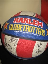 Harlem Globetrotters Signed ball