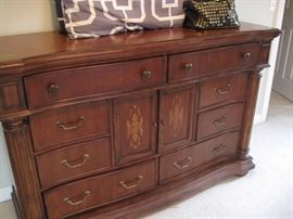 Master Bed room Set, Dresser