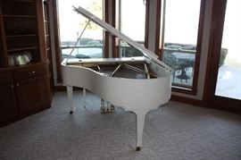 Polished White Kawai Baby Grand Piano. Model KG-2D
Serial# 1716361