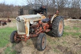 Ford 800 Tractor