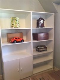 Gift items, clock, VW BUG