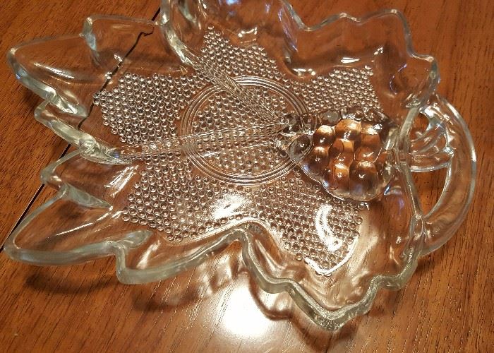 Beautiful Early American Pressed Glass Divided Dish - Circa 1880 - 1900