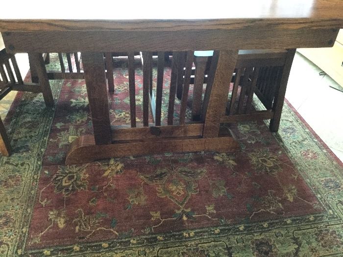 Bottom view of Amish Built table