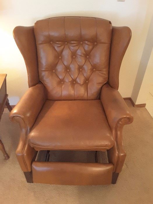 Faux leather Recliner, Wing Chair with pop-out stool, 43X33X16.