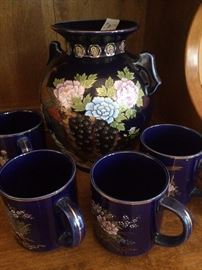 Vase with matching mugs
