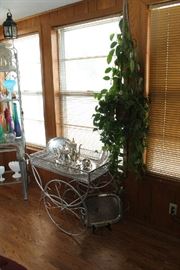 Metal tea cart