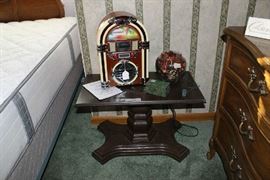 Radio reproduction and small stand