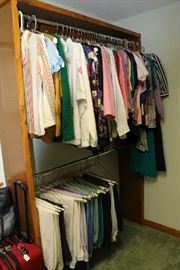 Women's large and extra large clothing