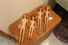 Vintage barbies